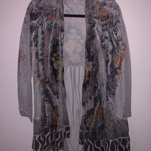 Clotheshead kimono